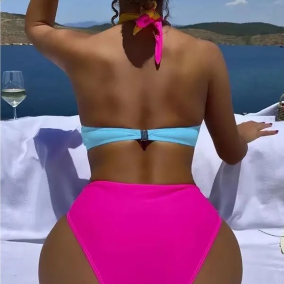 Tri color halter top one piece bathing suit - Picture 6 of 6